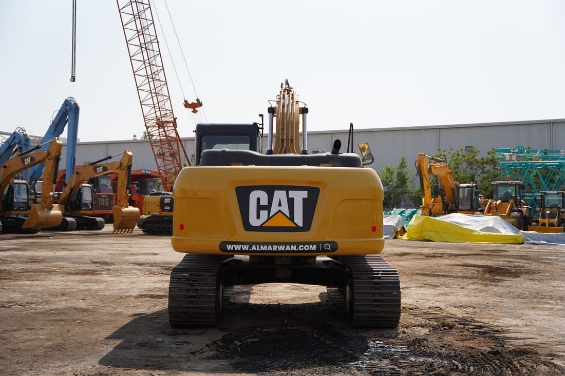 2020 CAT Caterpillar 323D3 Medium 22-Ton Tracked Excavator Crawler Digger-Rear