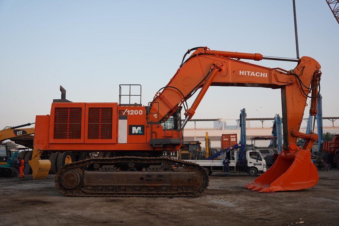 Used 2017 Hitachi EX1200-6 Excavator | Al Marwan
