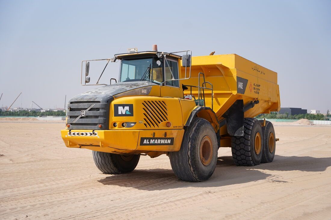Articulated Water Tanker For Rent | Al Marwan