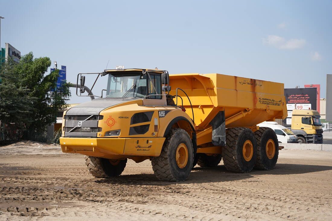 Articulated Water Tanker For Rent | Al Marwan