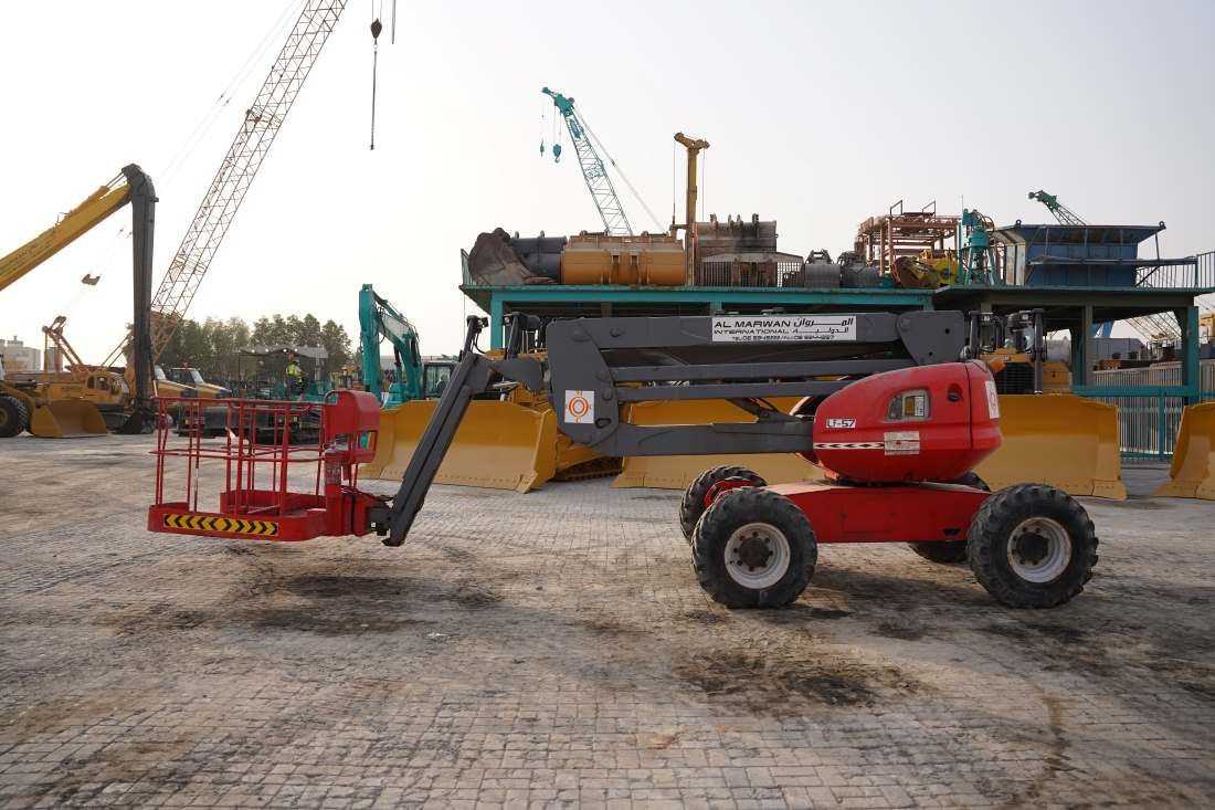 Articulated Boom Lift For Rent | Al Marwan