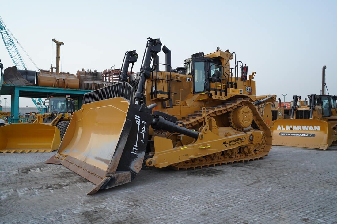 Rent Large 108-Ton Bulldozers | Al Marwan