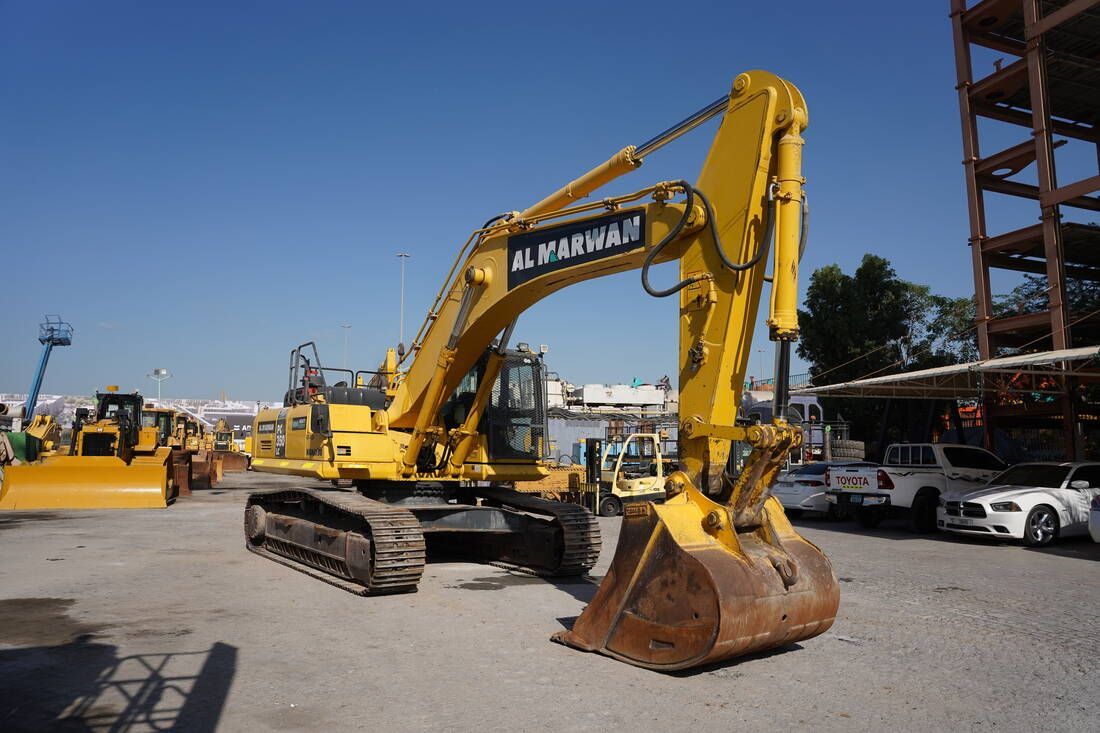 Used 2016 Komatsu PC350LC-8 Track Excavator | Al Marwan