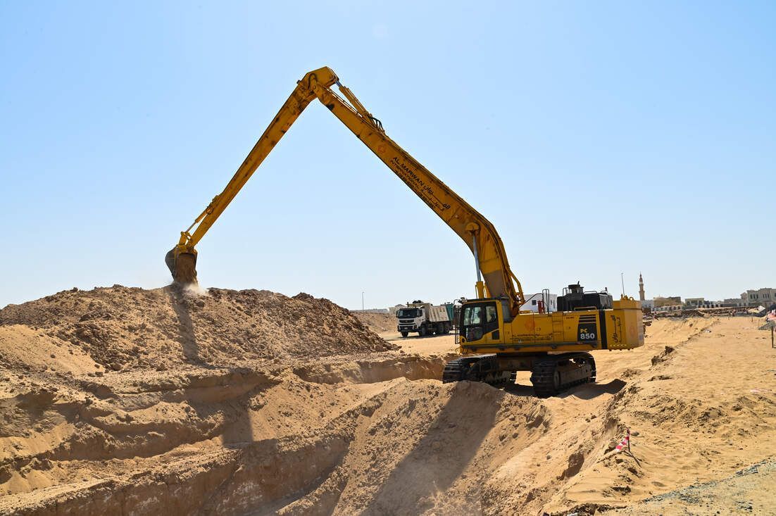 Rent 85-Ton Long-Boom Excavators | Al Marwan