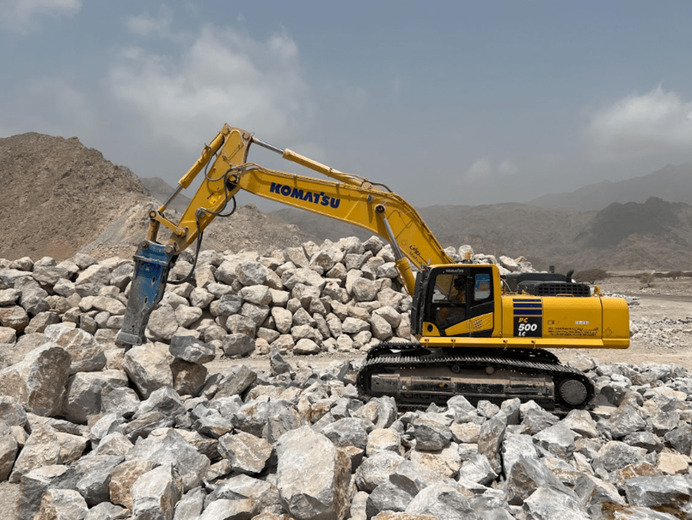 Rent Large 50 Ton Standard Excavators | Al Marwan