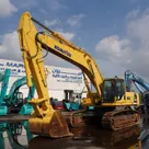 Komatsu PC450-8 Track Excavator 2016 front-right-view - Al Marwan Heavy Machinery