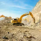 Rent Large 40-Ton Track Excavators | Al Marwan