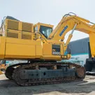 Large Excavators for Rent - 200 Tons