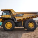 off-highway-Komatsu-dump-truck HD785 left side