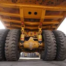 OffRoad Dumper 2021 Cat 777E-Undercarriage view