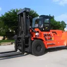 Socma HNF-280 Diesel Forklift Front Left Image