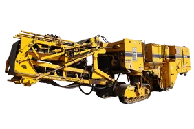 2001 CMI (Terex) PR800-7 Cold Miller white background image| Al Marwan Heavy Machinery