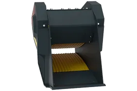 MTO Make to Order World Attachments WA-C3500 Crusher Bucket White Background Image