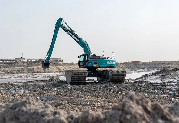 Medium Amphibious Excavators, 38 ton, 17 meters Boom