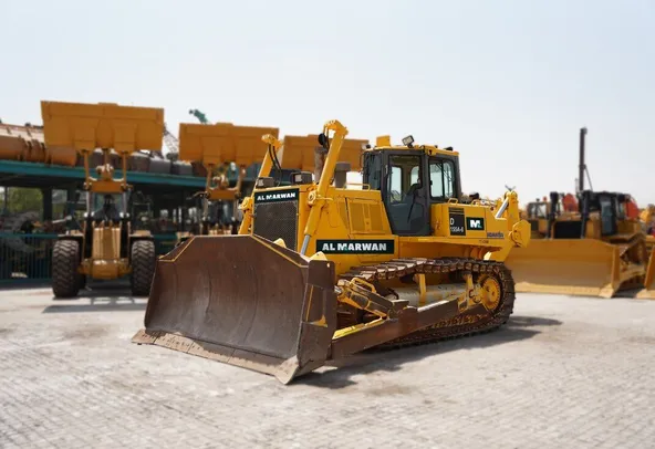 Used Komatsu D155A-6 Crawler Dozer 2006 | Al Marwan