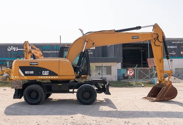 2014 Caterpillar M318D Wheeled Excavator Right Side View