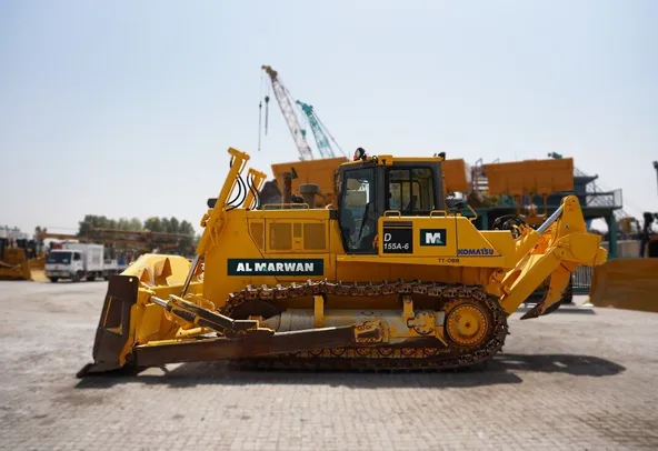 Used Komatsu D155A-6 Crawler Dozer 2006 | Al Marwan