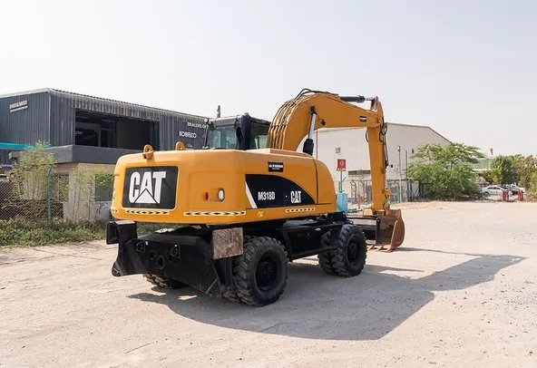 2014 Caterpillar M318D Wheeled Excavator Rear Right View