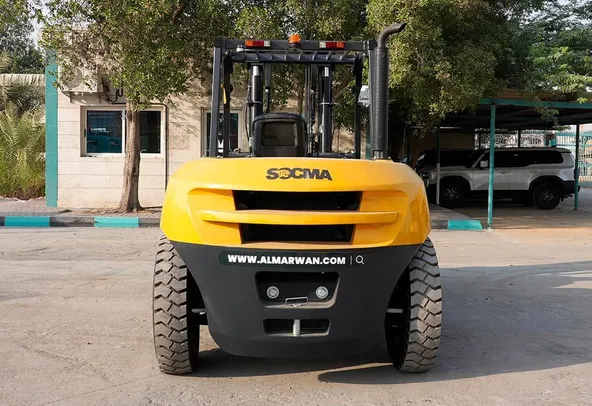 Socma HNF-100 Diesel Forklift Rear View