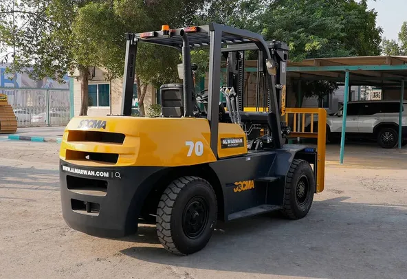 Socma HNF-70 Diesel Forklift Rear Right View