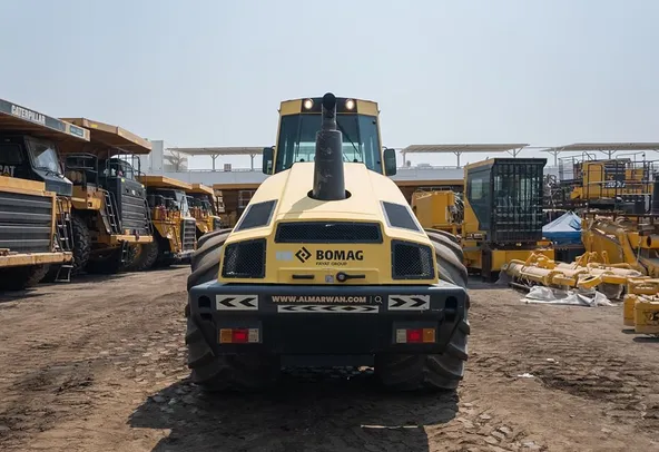 2014 Bomag BW226 PDH-4 Single Pad Foot Drum Roller Rear View