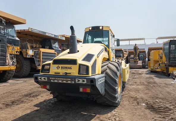 2014 Bomag BW226 PDH-4 Single Pad Foot Drum Roller Rear Right View