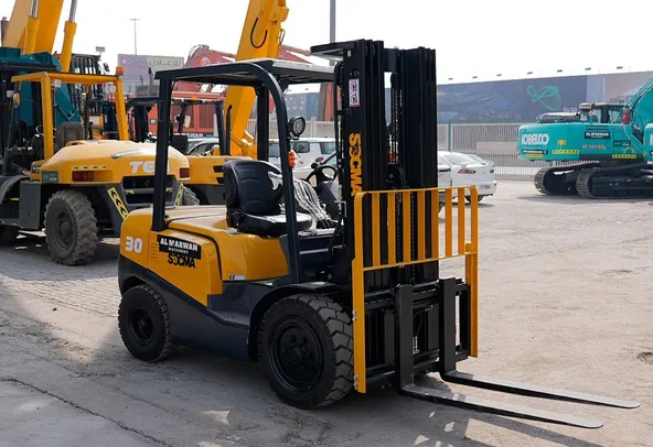 2025 Socma HNF-30 Diesel Forklift Front Right View