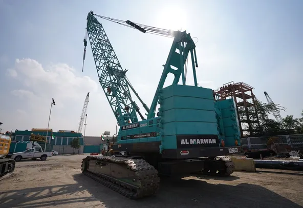 100 ton crawler crane for rent-rear image