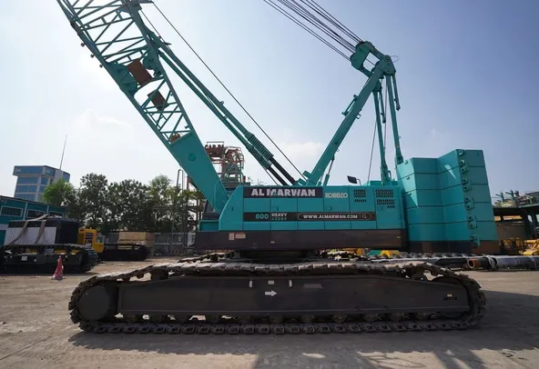 100 ton crawler crane for rent-side image