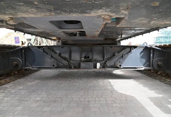 2015 Kobelco 7250S Crawler Crane CRC-0300 undercarriage view- Al Marwan Machinery