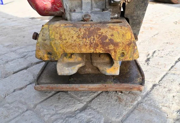 2003 Sakai PF65 Plate Compactor bottom view - Al Marwan Machinery