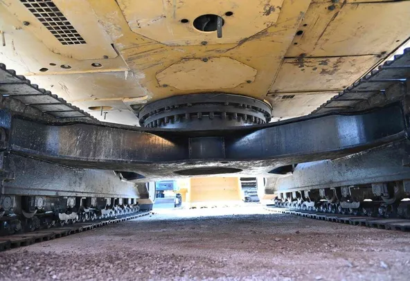 2020 CAT 323D3 Track Excavator Undercarriage View - Al Marwan Machinery