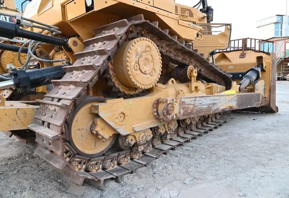 Like-New Cat D9R Large Bulldozer 2021 - TT-0134 | Al Marwan