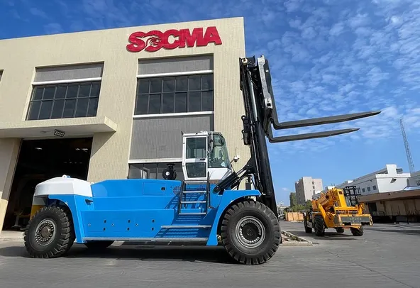 Socma HNF-500 Forklift Right side View