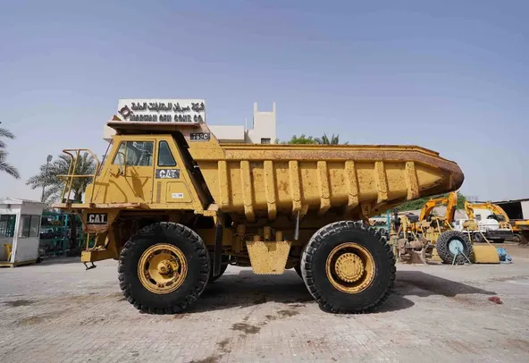 1980 Cat 769C Rigid Dump Truck Left View - RD-0146