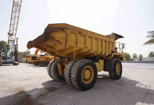 1980 Cat 769C Rigid Dump Truck Rear Right View - RD-0146