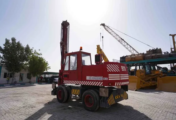 1980 Liebherr A911C Excavator with ABI Piling Rig Rear Left View - PD-0003