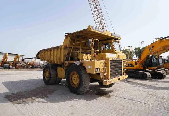 1982 Cat 769C Rigid Dump Truck Front Right View - RD-0151