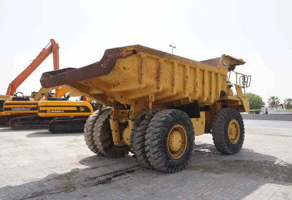 1982 Cat 769C Rigid Dump Truck Rear Right View - RD-0152
