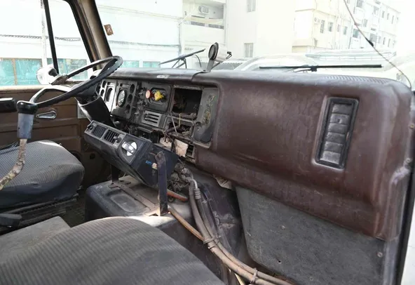 1984 International Harvester 2375 Service Truck Cabin View - TK-0166