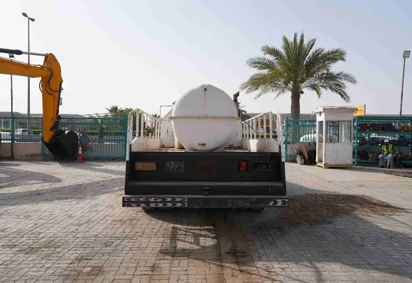 1984 International Harvester 2375 Service Truck Rear View - TK-0166