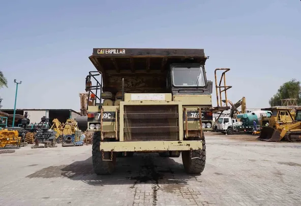 1995 Cat 769C Rigid Dump Truck Front View - RD-0187