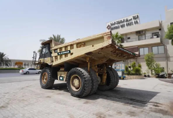 1995 Cat 769C Rigid Dump Truck Rear Left View - RD-0186