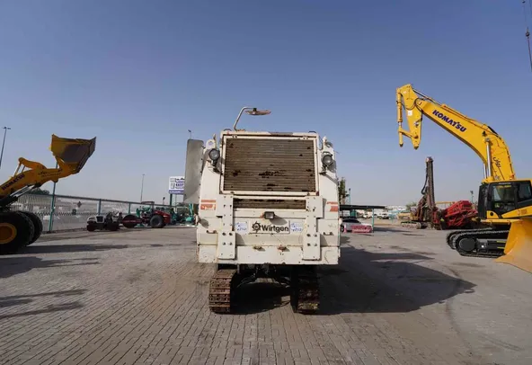 1995 Wirtgen 2100DC Cold Miller Rear View - AS-0040