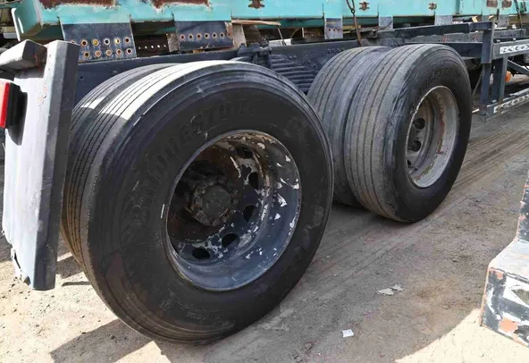 1996 Volvo FL10 Concrete Truck Undercarriage View - TK-0248