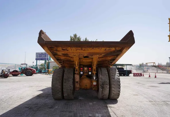1999 Cat 769D Rigid Dump Truck Rear View - RD-0183