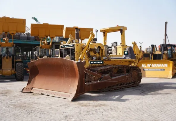 2004 Komatsu D275A-2 Bulldozer front left view| Al Marwan Machinery