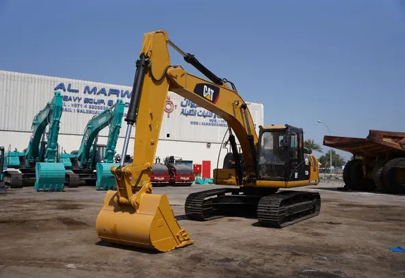 Cat 323D3 Track Excavator 2020-Front-Right-Al Marwan