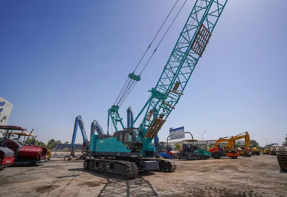 New  CKS800  Kobelco Cranes Right Front Side View 
