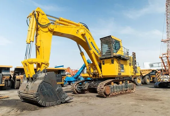 200-Ton Excavators for Rent